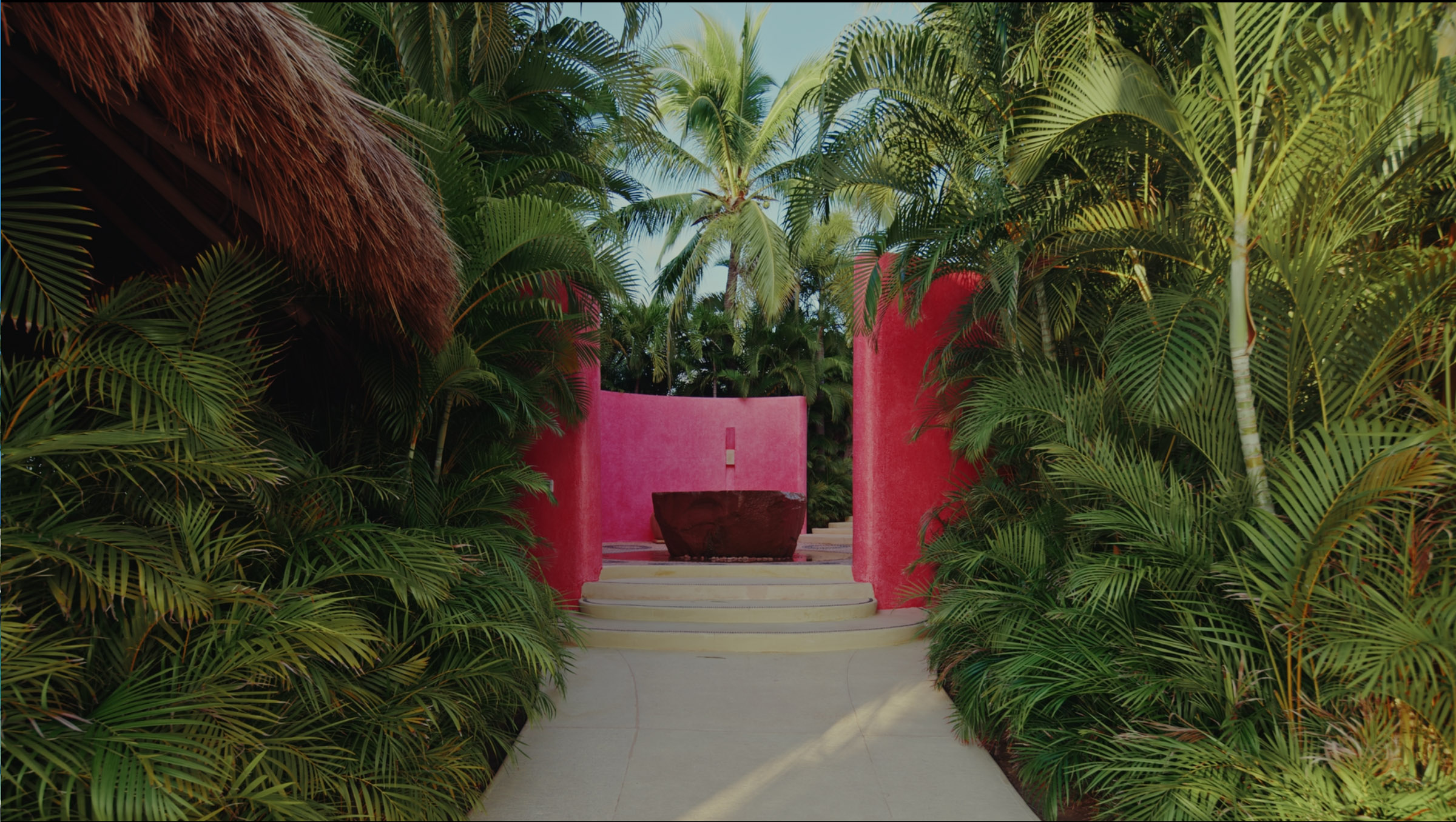 Casa Luna behind the scenes