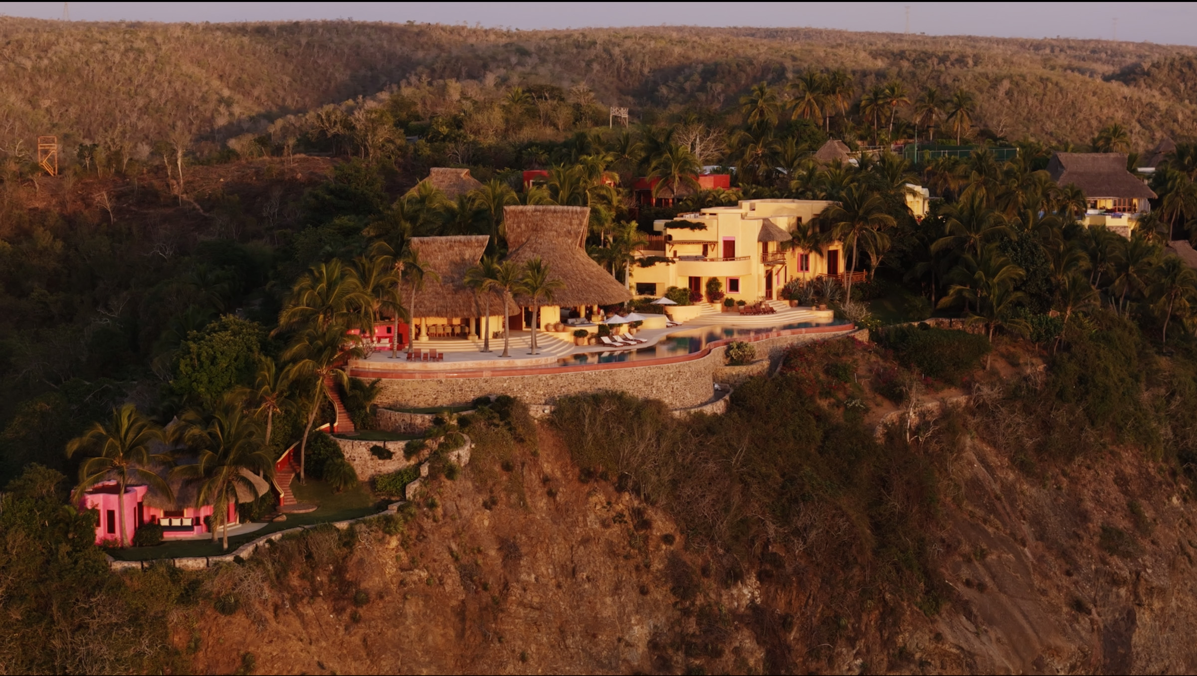 Casa Luna behind the scenes